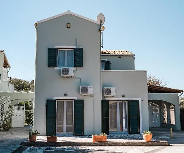 Villa Pyramid *