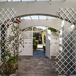 Villa Pyramid